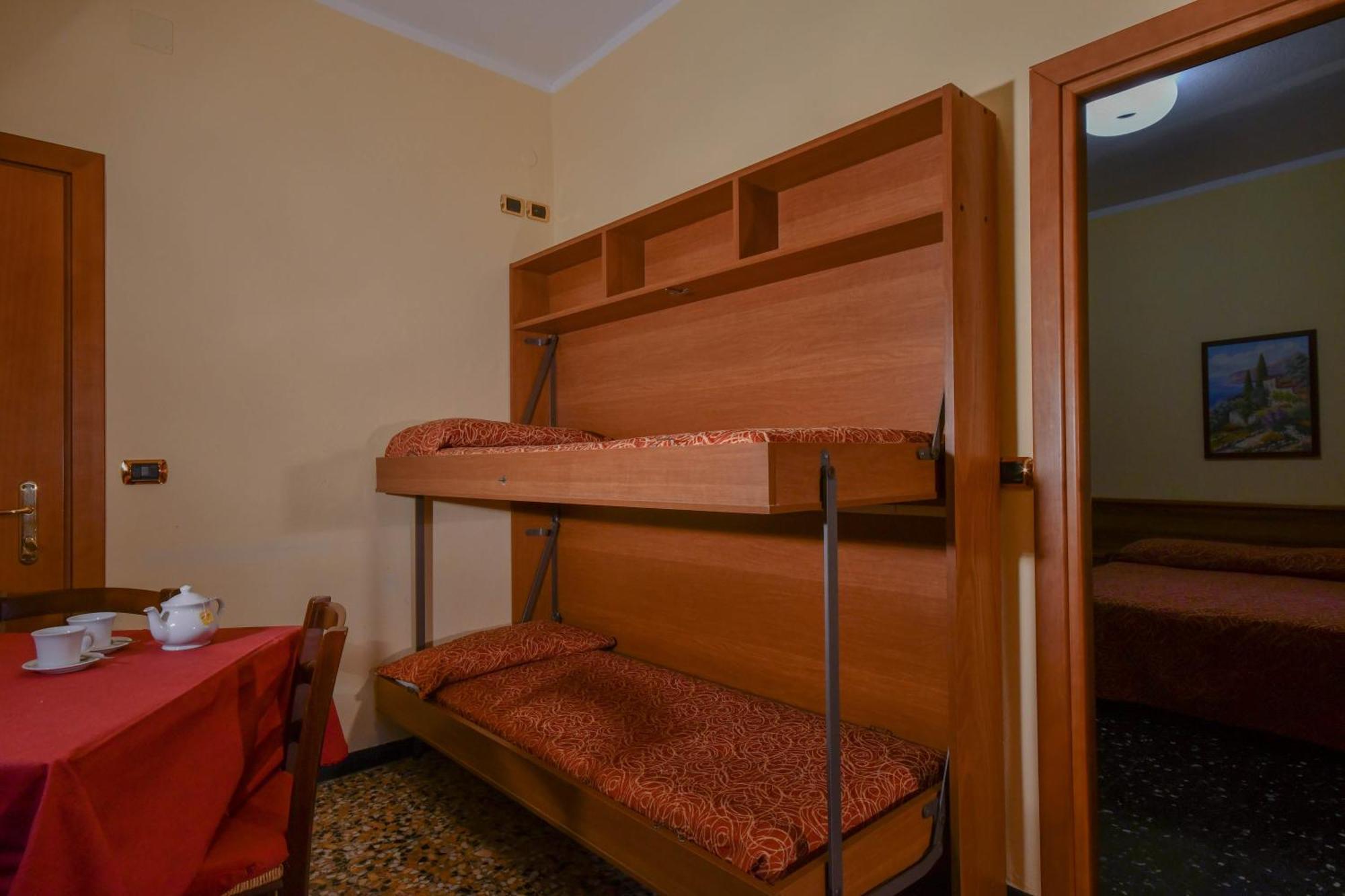 Hotel Residence Paradiso Moneglia Cameră foto