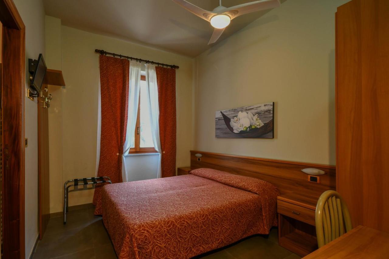 Hotel Residence Paradiso Moneglia Cameră foto